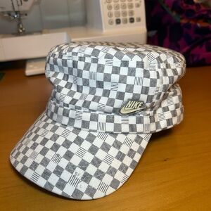 Vintage Nike check "conductor" hat